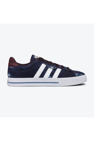 DAILY 3.0 Adidas