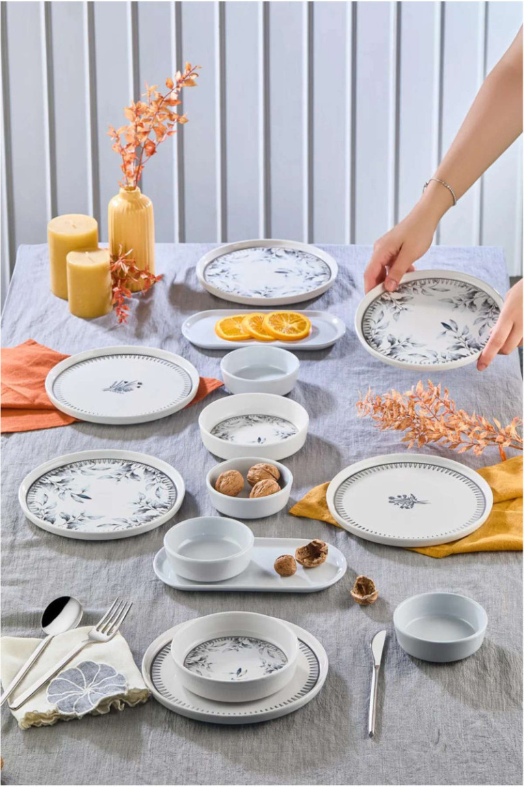 Ensemble petit-déjeuner (14 pièces) - Multicolore