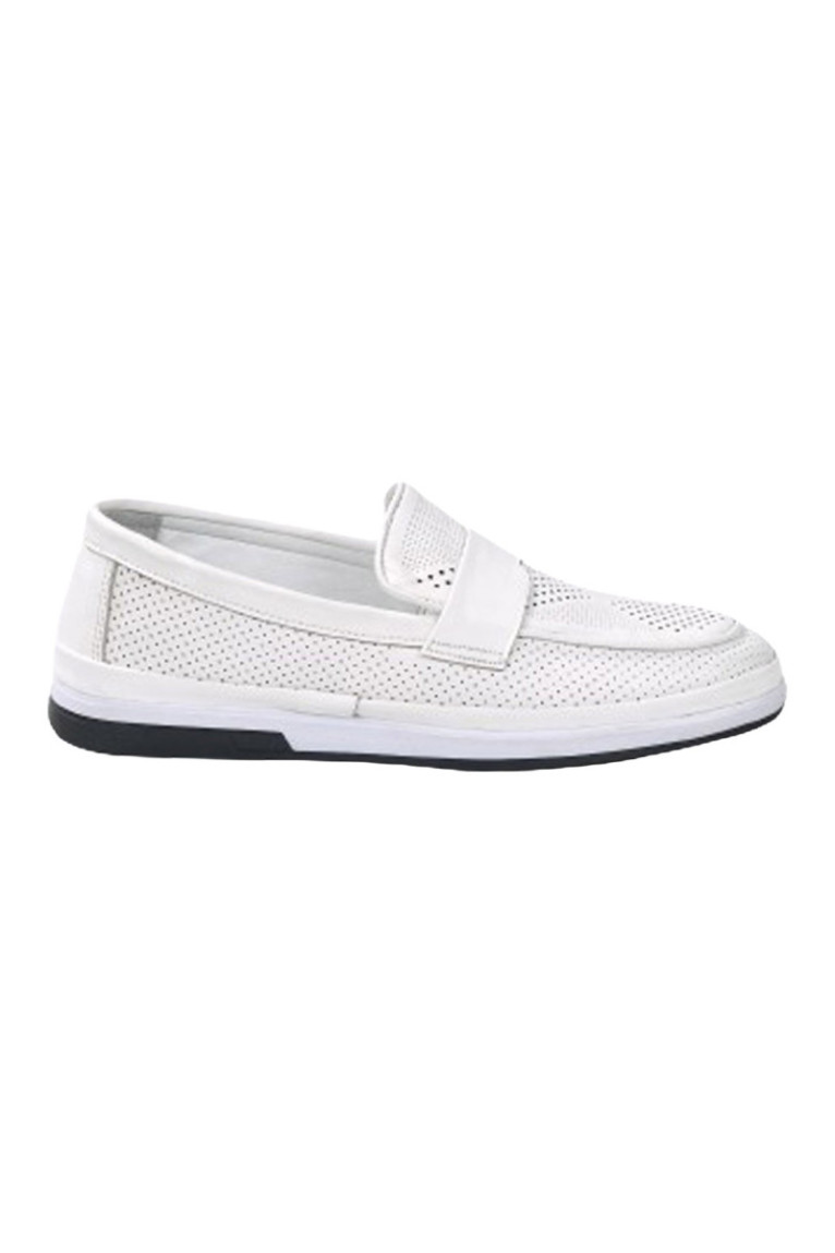 Mocassins - White