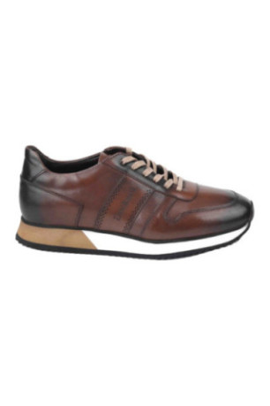 Sneakers - Brown