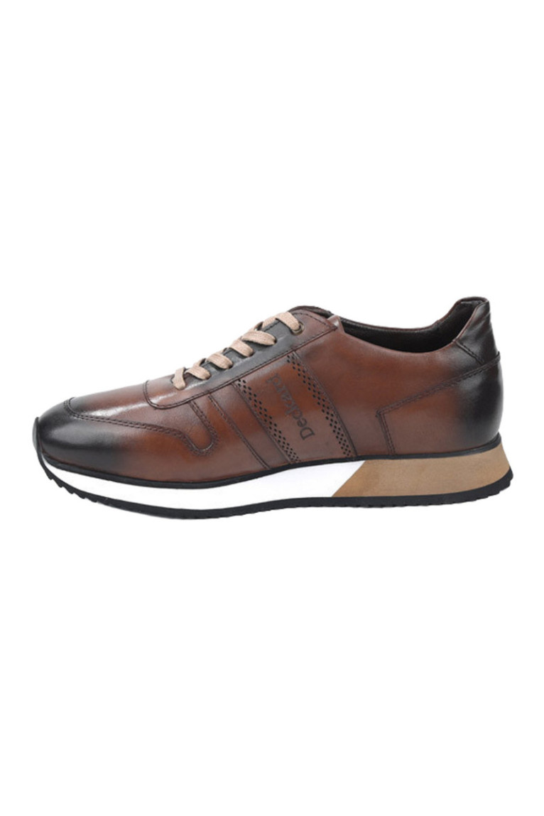 Sneakers - Brown