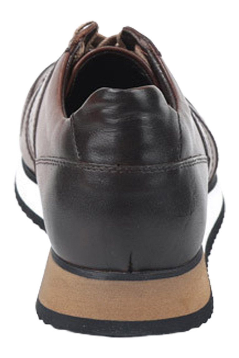 Sneakers - Brown