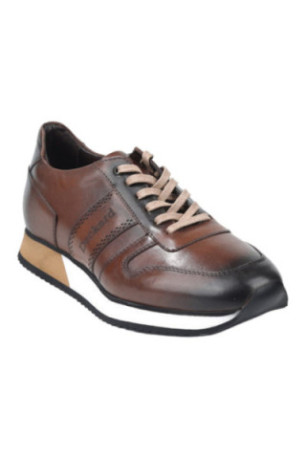 Sneakers - Brown