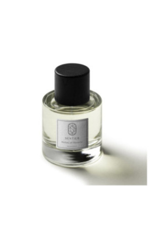 Parfum - Notes of Rêverie (Non-Alcohol) - 100 mL