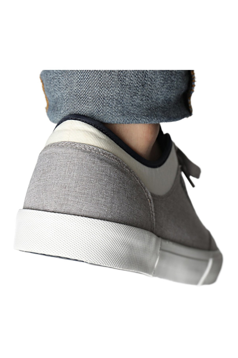 Sneakers plate Promesse Redskins