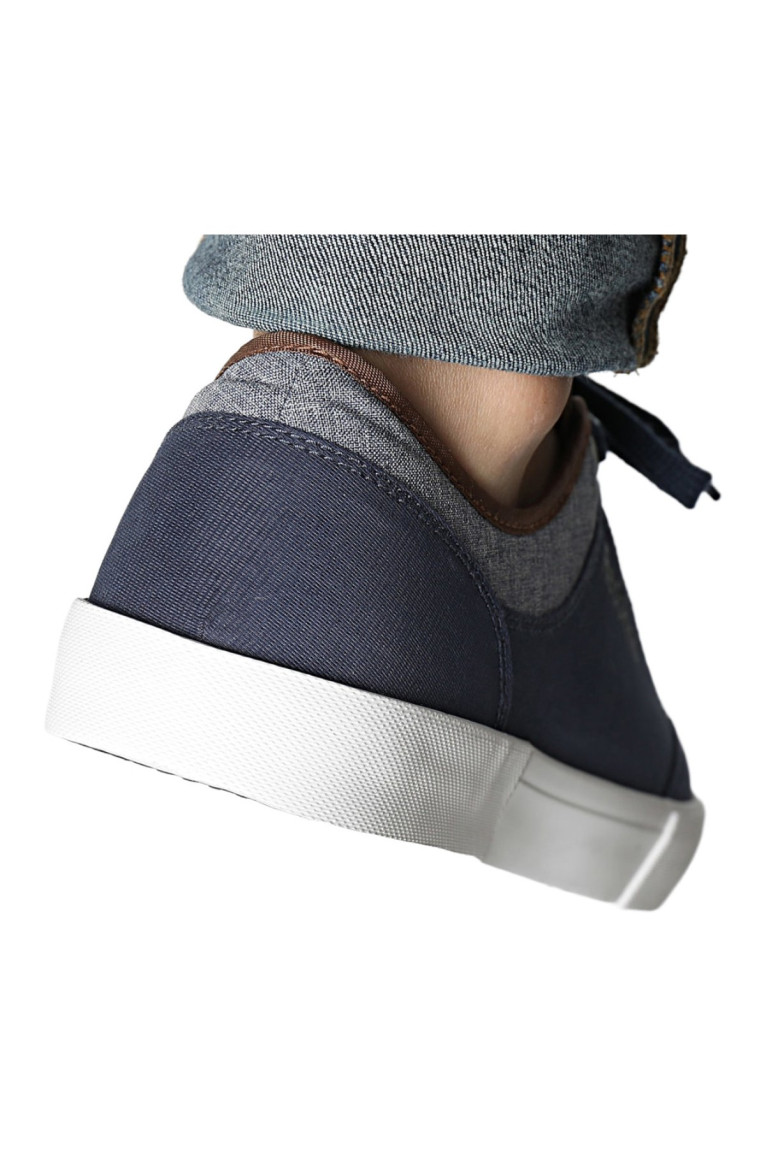 Sneakers plate Promesse Redskins