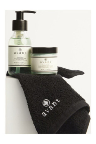 Coffret anti-imperfections Essentials avec 2 lingettes pour le visage de qualité supérieure