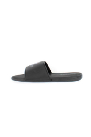 Claquettes noires