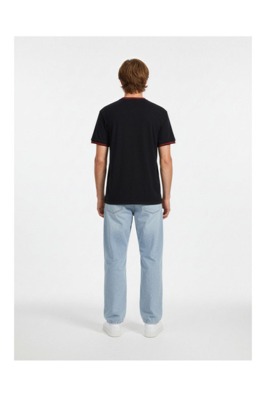 T-shirt - Roll - Black
