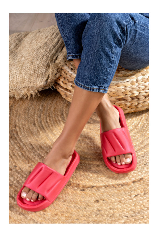 Claquettes - Femme - Red