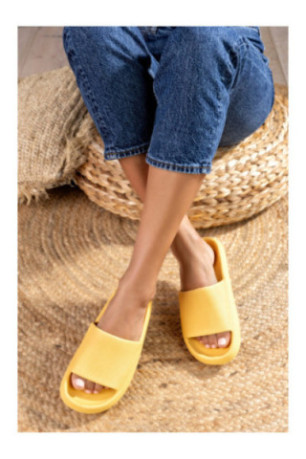Claquettes - Femme - Yellow