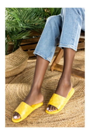 Claquettes - Femme - Yellow