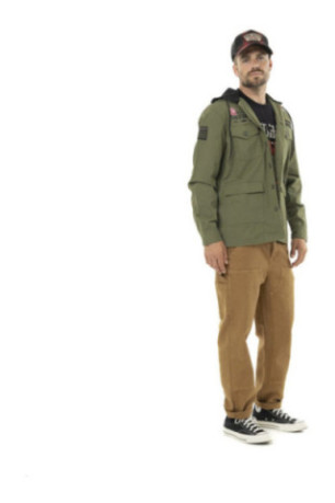 Veste Revolt