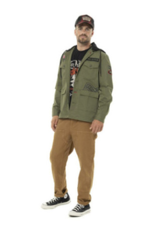 Veste Revolt