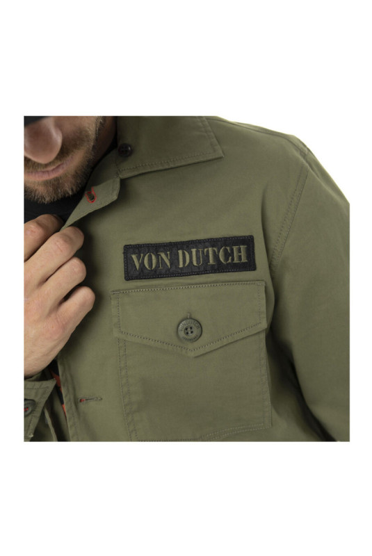 Veste Revolt