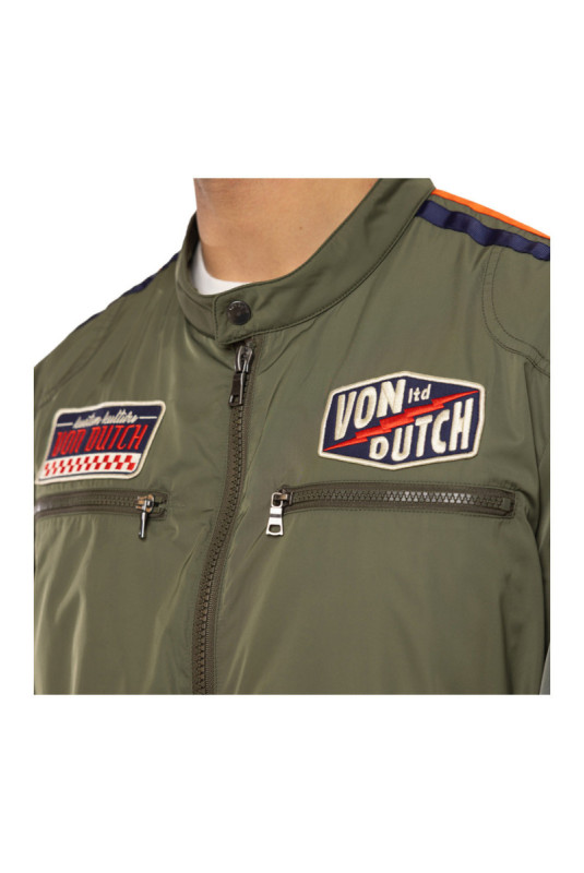 Veste Oil
