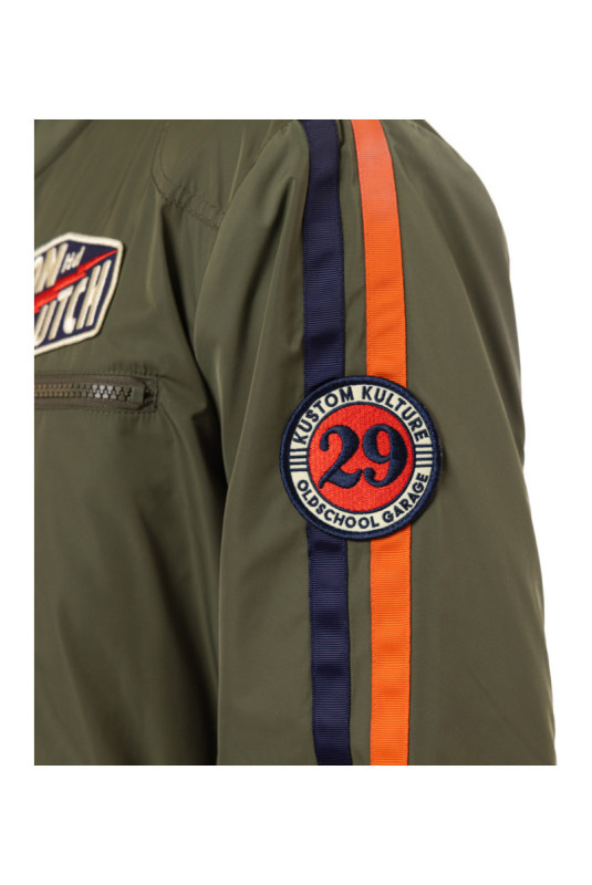 Veste Oil