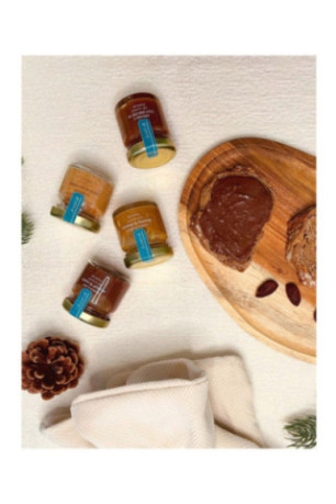 Assortiment de pralinés et pâtes à tartiner Coffret dégustation 4 saveurs 4 x 200 g