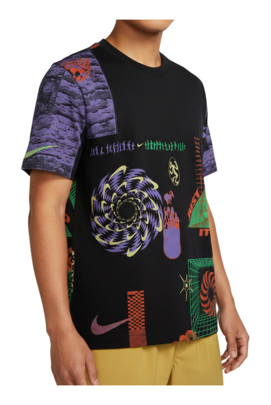 T-shirt Abstract Graphics Nike