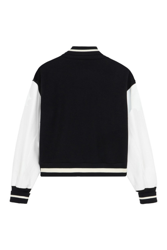 Veste noire et blanche