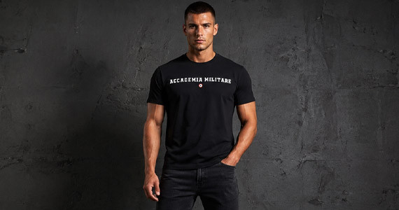 T-SHIRTS STYLE CASUAL